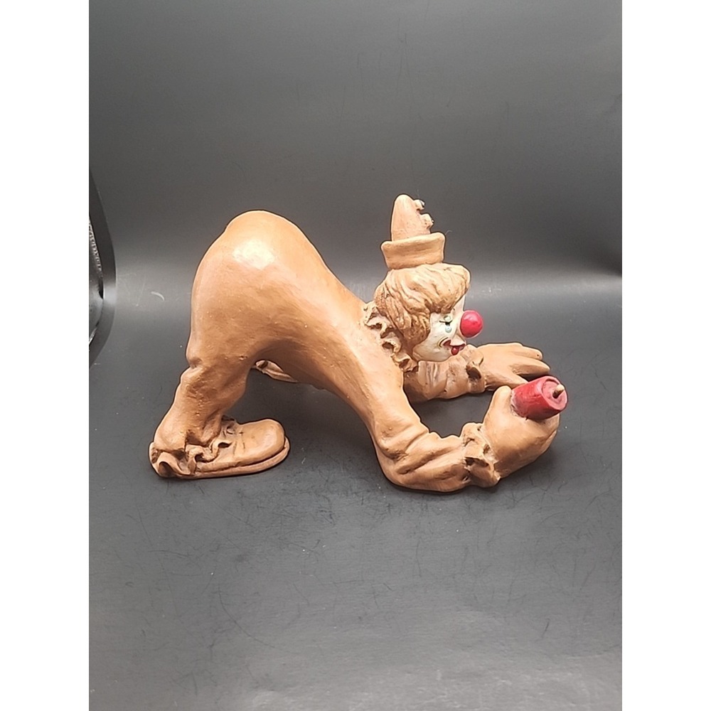 Vintage‎ 1970s Unsigned Clown Sculpture Figurine Holding Dynamite 6" X 8"